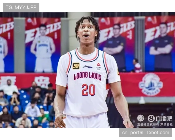 史密斯场均28.6分获月最佳 三双数据助深圳锁定前三